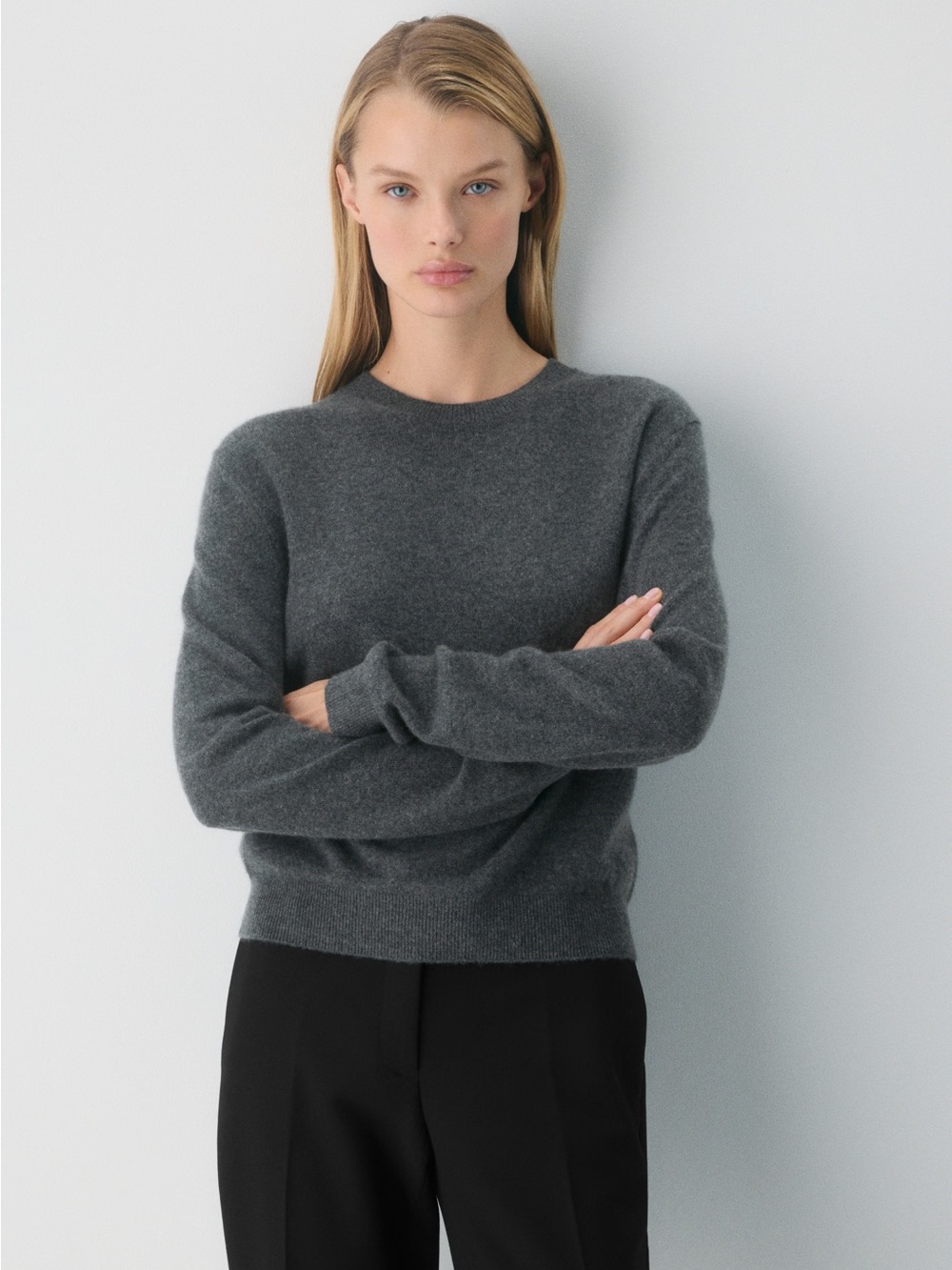 Aritzia Bare Cashmere Gray Bloor Sweater Cashmere Knit Size Medium M Fits S